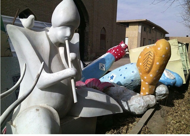 جمله&zwnj;سازی با طرح سنگ فرش خیابان قیام یزد!