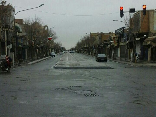 جمله&zwnj;سازی با طرح سنگ فرش خیابان قیام یزد!