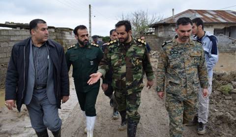 امداد رسانی سپاه و بسیج استان سمنان به سیل زدگان مازندران / تا آخر در کنار مردم سیلزده میمانیم امداد رسانی سپاه و بسیج استان سمنان به سیل زدگان مازندران / تا آخر در کنار مردم سیلزده میمانیم