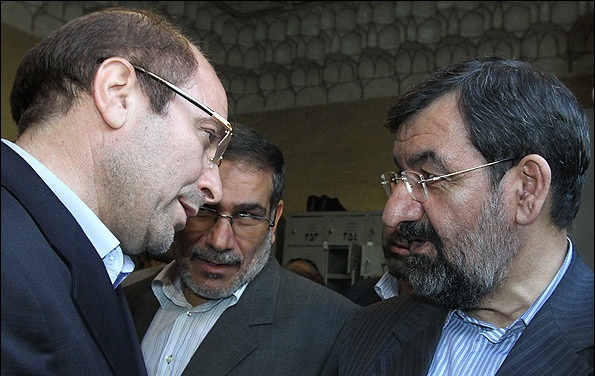 پیام تسلیت شمخانی به محسن رضایی