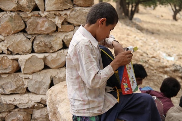 شادی هدیه کانون به کودکان مناطق محروم روستایی بخش سوسن شادی هدیه کانون به کودکان مناطق محروم روستایی بخش سوسن