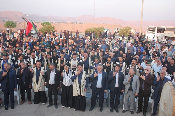 در شهرستان مسجدسلیمان آئین کتل بندون همراه با رونمایی از مافگه و یادمان امام حسین (ع)برگزارشد.