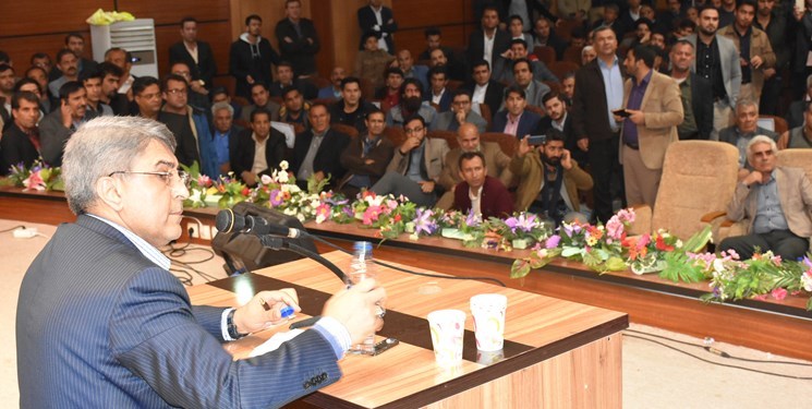 فرود یا برگشت هواپیمای وکیلی در فرودگاه یاسوج!