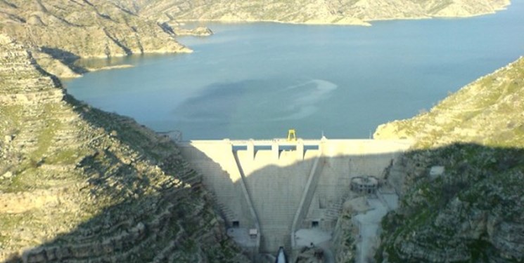 حماسه سرایی برای استاندار و سخنان تلخ معاون عمرانی!