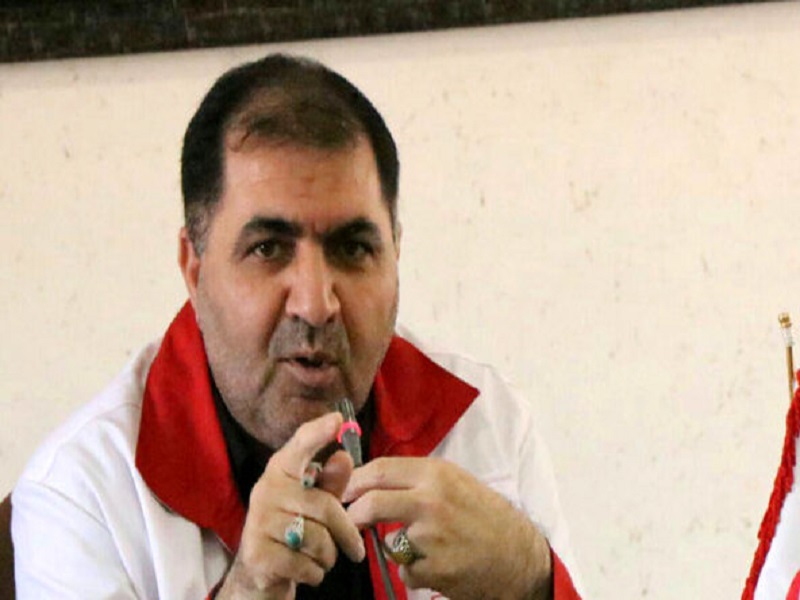 آماده باش کامل نیروهای امدادی هلال احمر/ بامداد امروز به یک تریلی واژگون شده امداد رسانی شد