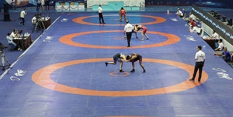 مسابقات کشتی آزاد نوجوانان در شهرستان ری برگزار شد