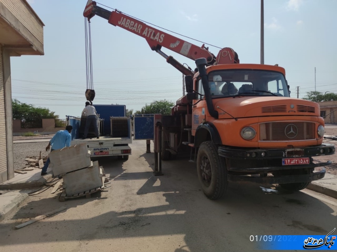 ارسال تجهیزات فنی آبرسانی از استان هرمزگان به همدان