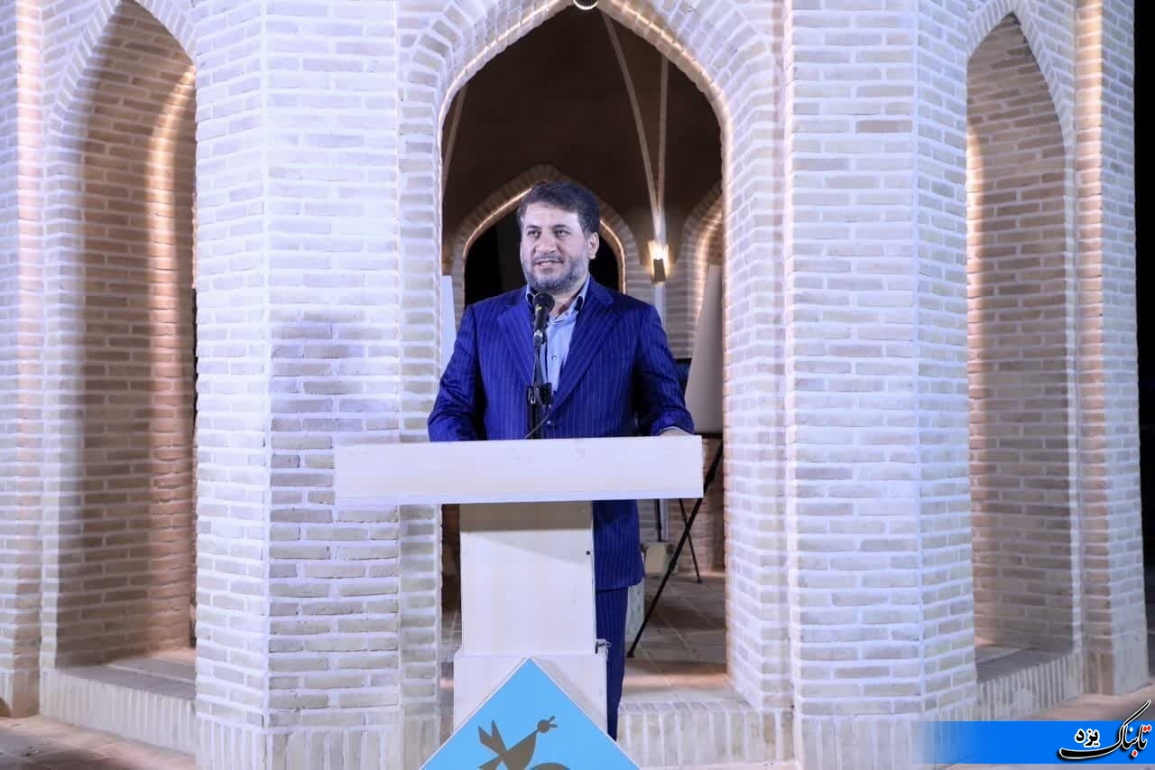 ضرورت برنامه&zwnj;ریزی جهت برگزاری رویدادهای ادبی &laquo;مهدی آذر یزدی&raquo; در سطح ملی و بین المللی