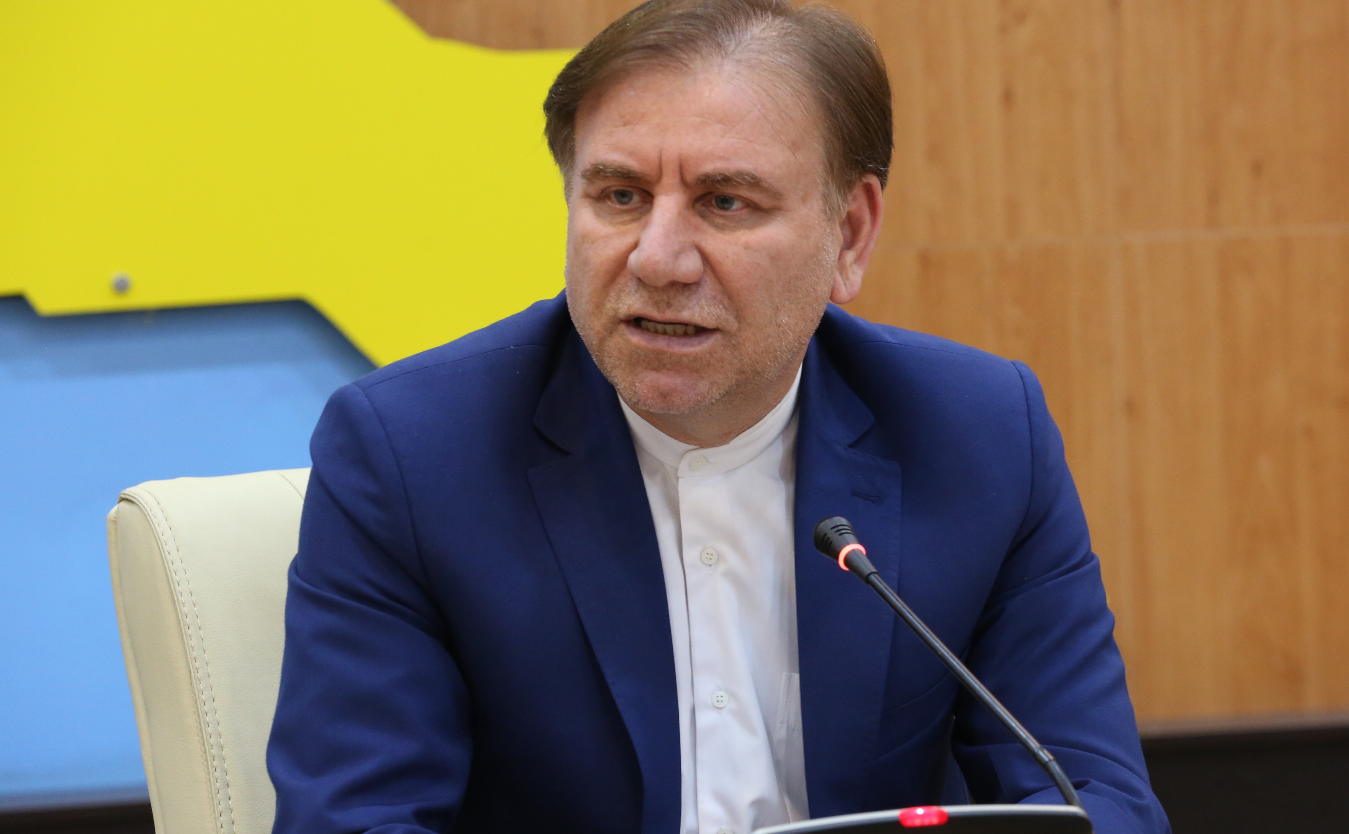 استاندار بوشهر خواستار نقش‌آفرینی وزارت دفاع در تکمیل آزادراه بوشهر - شیراز شد