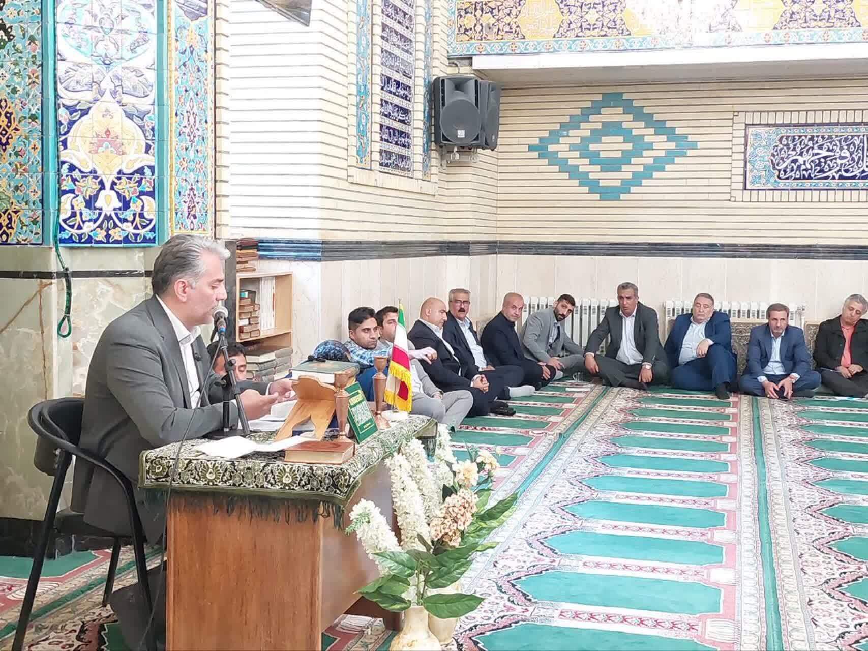 جلسه پرسش و پاسخ مجموعه مدیریت شهری اوشان فشم میگون با شهروندان در مسجد جامع میگون برگزار شد