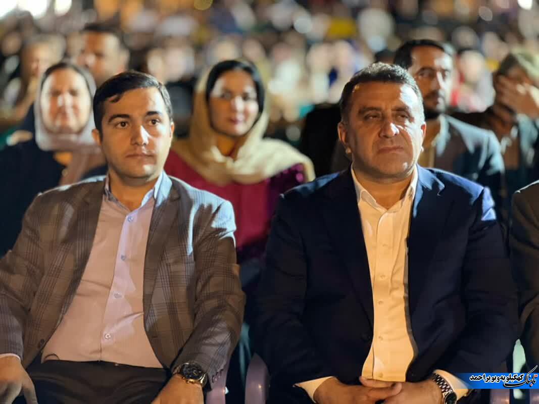 در اختتامیه جشنواره بلوط چه گذشت؟ / اولین تریبون فرهنگی بهرامی پس از ۱۳ سال به نام شرکت نمایشگاه ها+ فیلم در اختتامیه جشنواره بلوط چه گذشت؟ / اولین تریبون فرهنگی بهرامی پس از ۱۳ سال به نام شرکت نمایشگاه ها+ فیلم