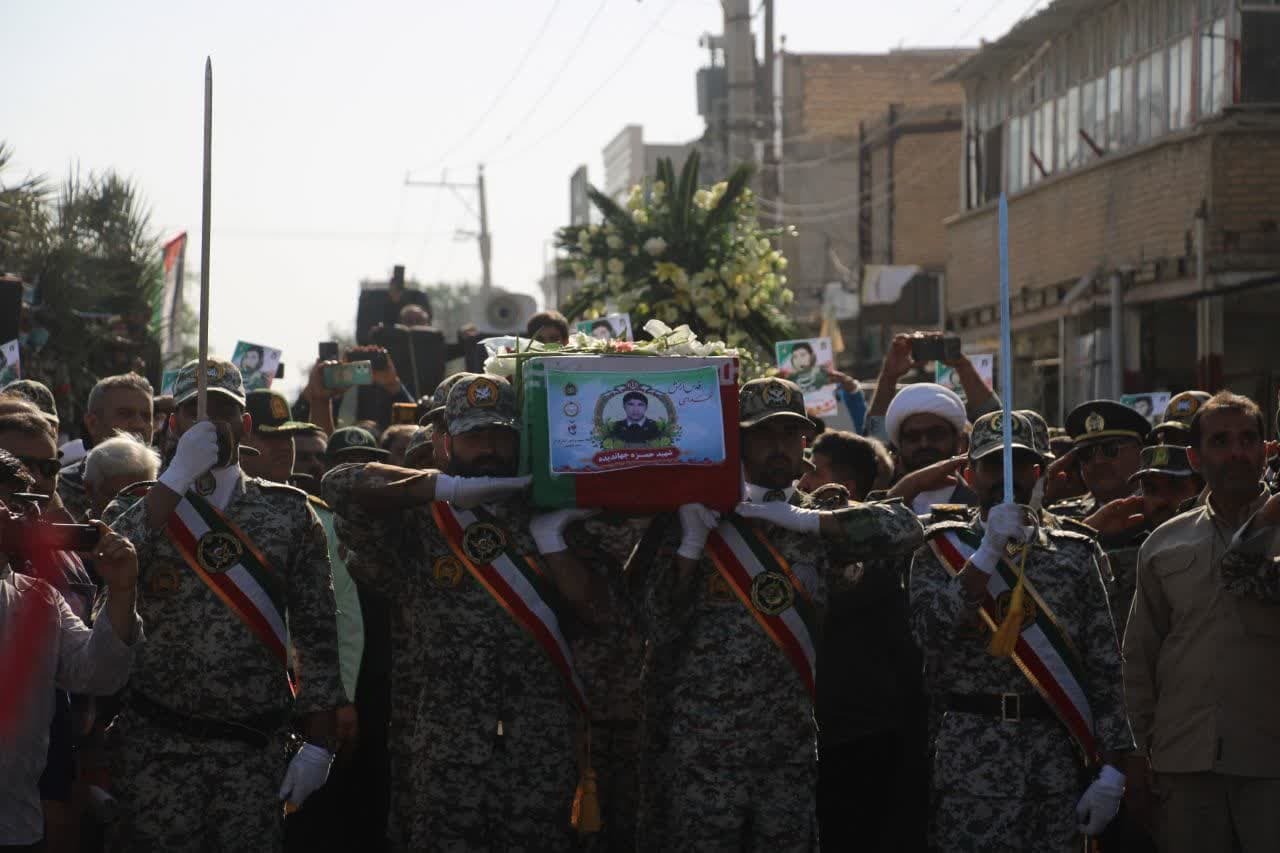 تابناک از مراسم تشییع شهید تابناک از مراسم تشییع شهید