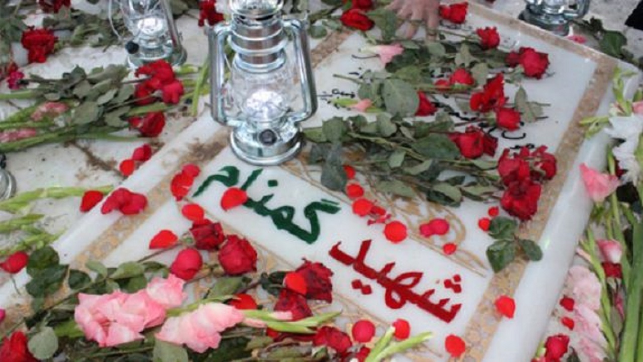 شهدای گمنام هشت سال دفاع مقدس در گلستان آرام میگیرند