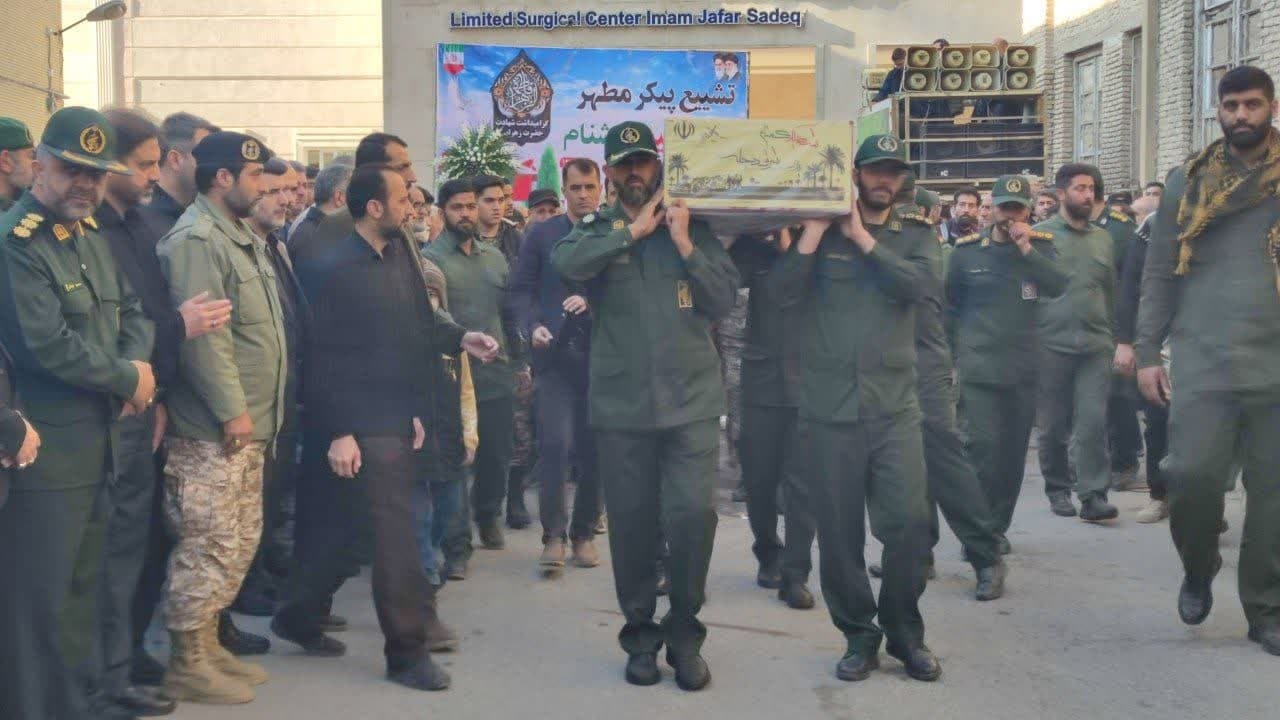 نماز بر پیکر شهدای گمنام گلستان خوانده شد+تصاویر