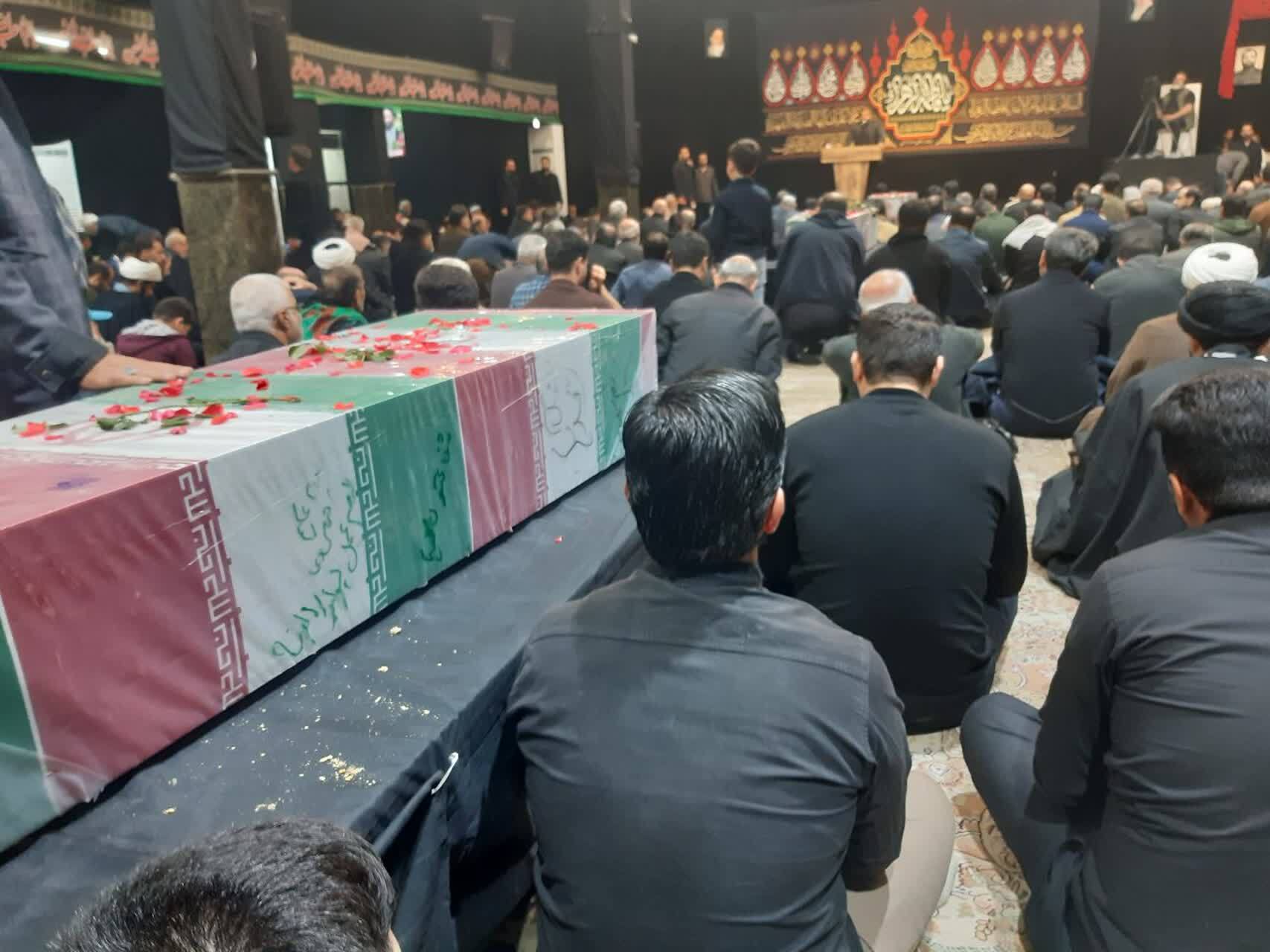 پیکر ۱۴ شهید گمنام در اهواز تشییع شد پیکر ۱۴ شهید گمنام در اهواز تشییع شد