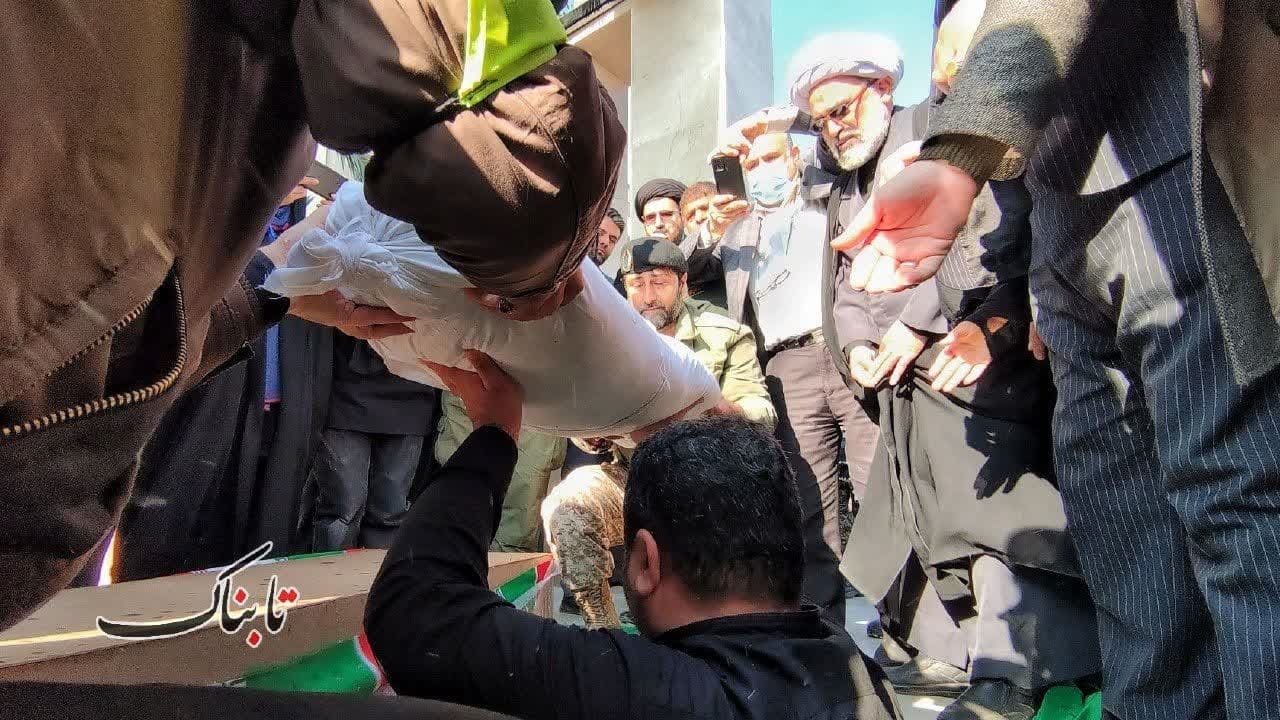 تصاویر تشییع و خاکسپاری لاله های زهرایی در مرکز گلستان