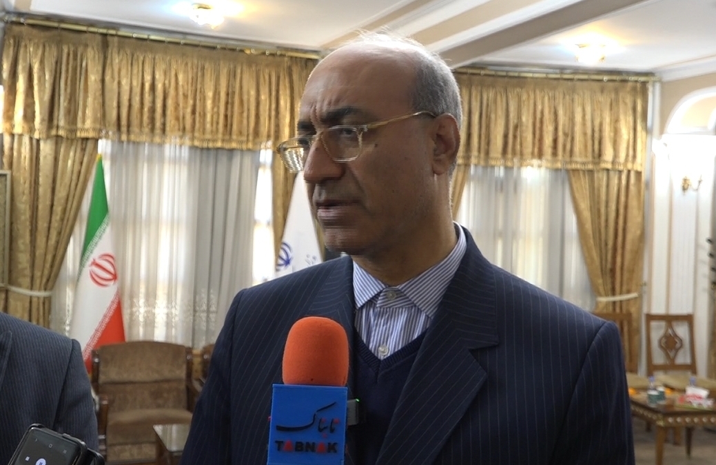 پیگیری مشکلات اشتغال و انرژی واحدهای تولیدی در اولویت است/ لزوم تأمین تسهیلات برای پروژههای پتروشیمی کرمانشاه