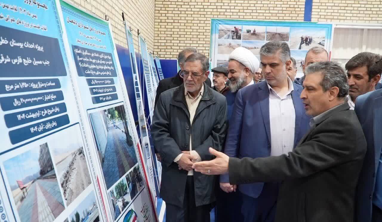 افتتاح ۱۱۷۲ پروژه در دهه فجر استان مرکزی با ارزش ۴۸ هزار میلیارد تومان افتتاح ۱۱۷۲ پروژه در دهه فجر استان مرکزی با ارزش ۴۸ هزار میلیارد تومان