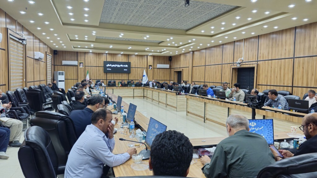 عبور بيش از ۲۱۰ هزار زائر از مرز مهران در یک ۲۴ گذشته/استاندار ایلام هیچ گونه کوتاهی در ایمن سازی مسير مهران دهلران پذیرفتنی نیست+فیلم