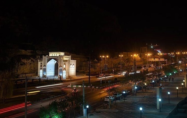 شبهای تاریک شیراز؛ بودجههای مبهم و رانتهای نورانی شبهای تاریک شیراز؛ بودجههای مبهم و رانتهای نورانی