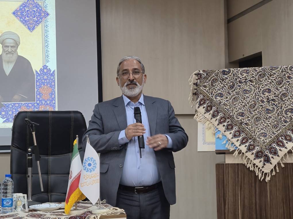 آئین رونمایی از کتاب حاج شیخ «محمدهادی هادوی بیرجندی» برگزار شد