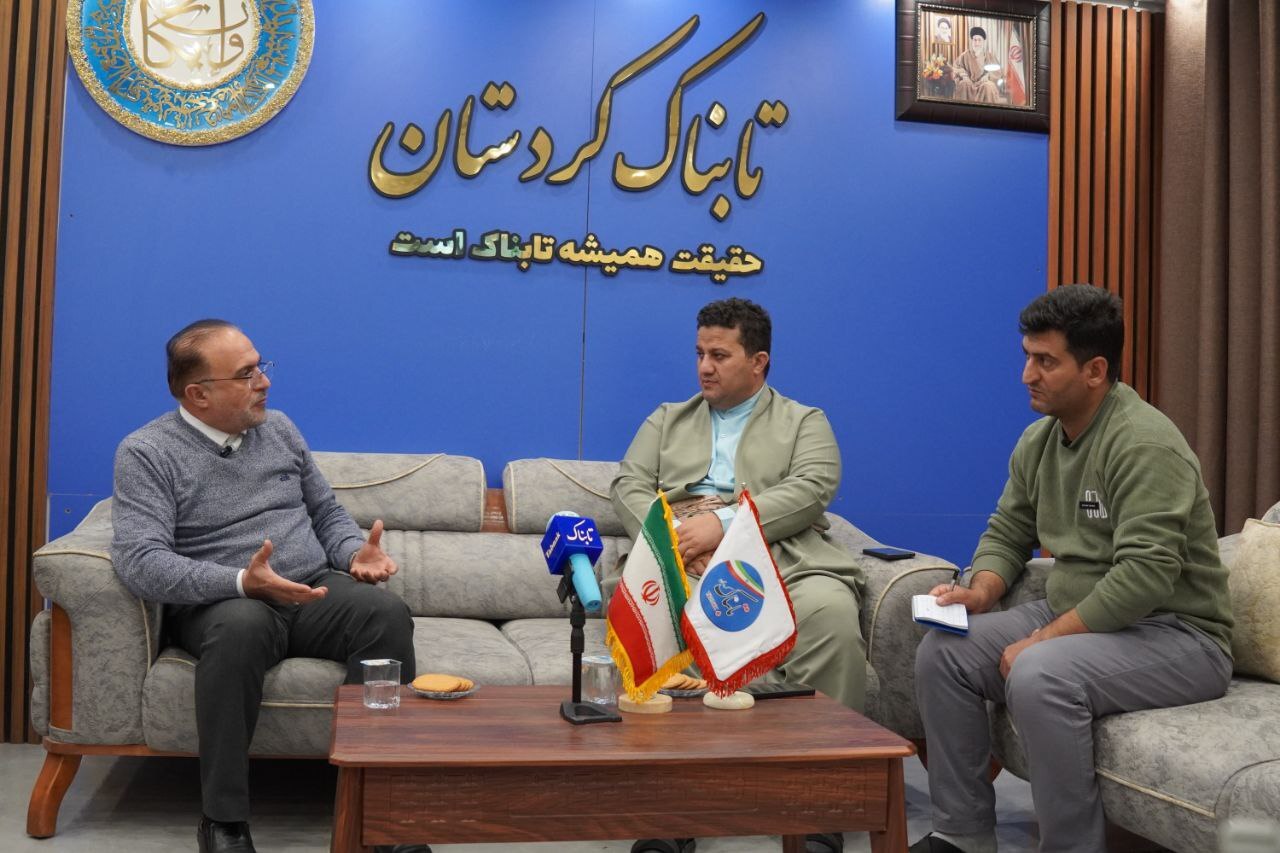 کشاورز کردستانی با «کشاورزی خدایی» محصول تولید می‌کند؛ دولت باید پشتوانه باشد