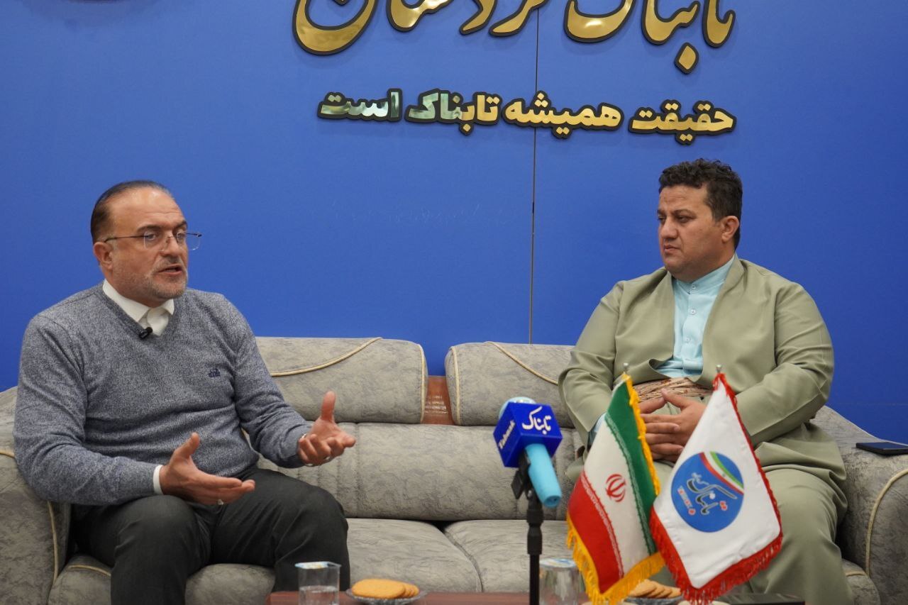 کشاورز کردستانی با «کشاورزی خدایی» محصول تولید می‌کند؛ دولت باید پشتوانه باشد