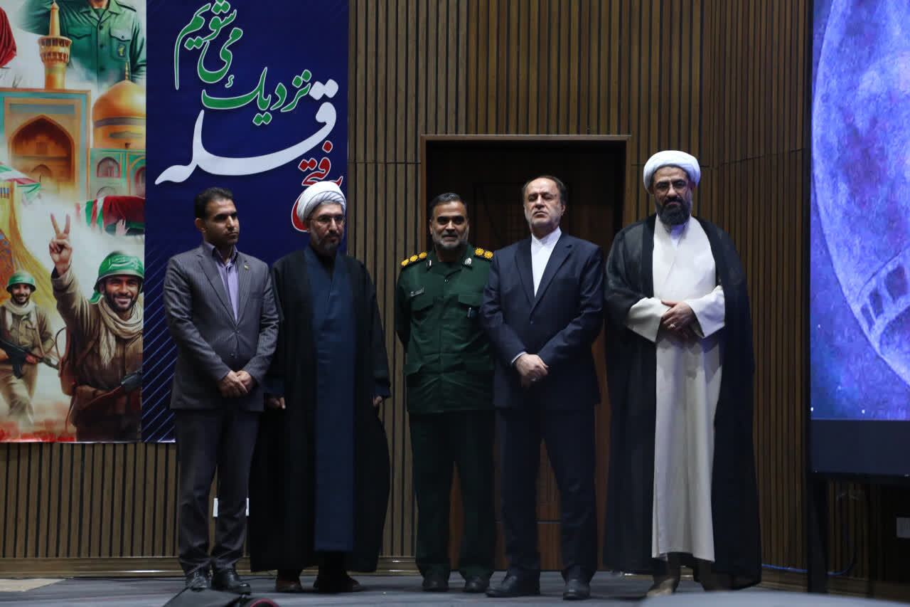 موفقیت در فضای مجازی نیازمند تشکیلات منسجم است