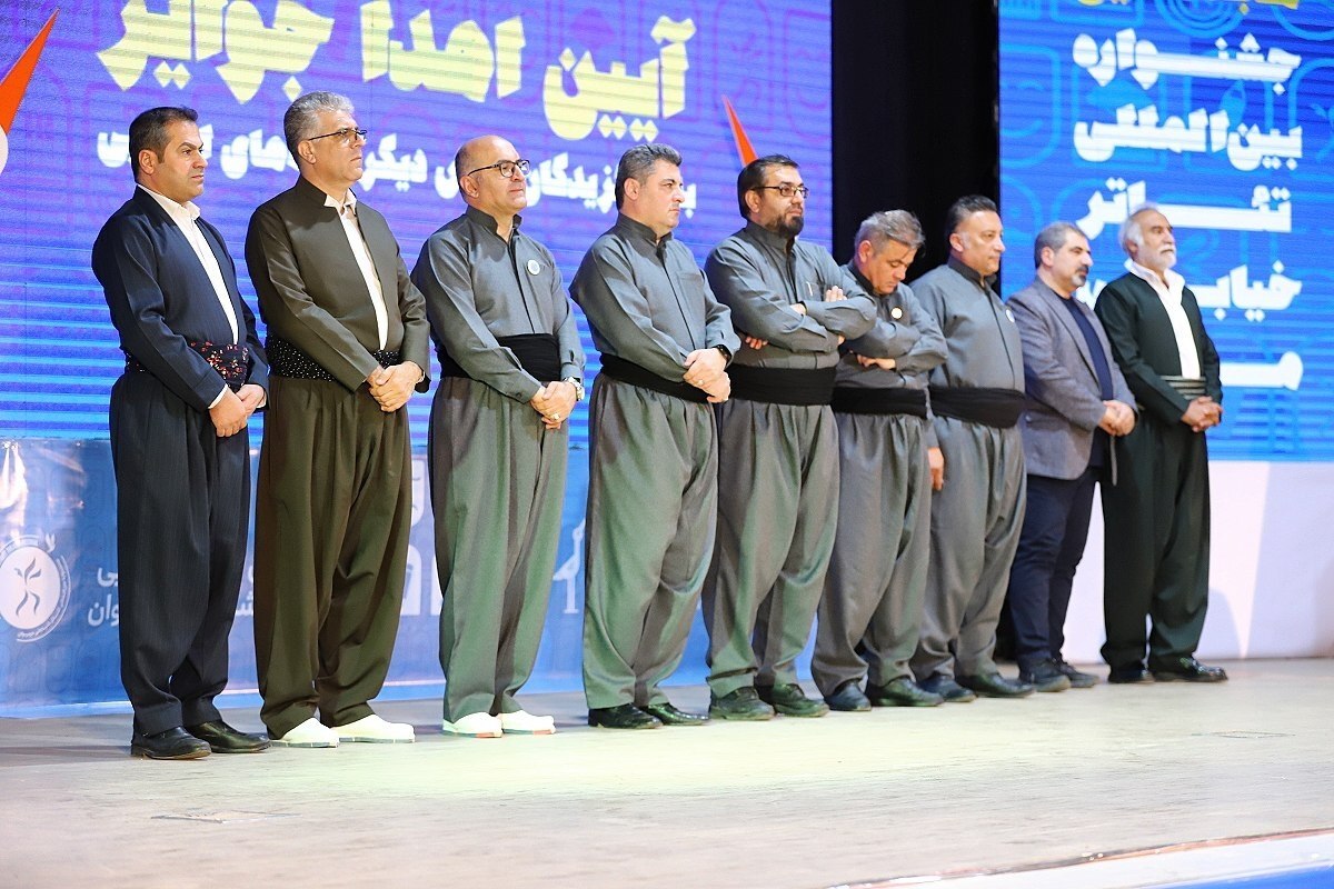 پایان باشکوه هجدهمین جشنواره بین‌المللی تئاتر خیابانی مریوان با معرفی برگزیدگان