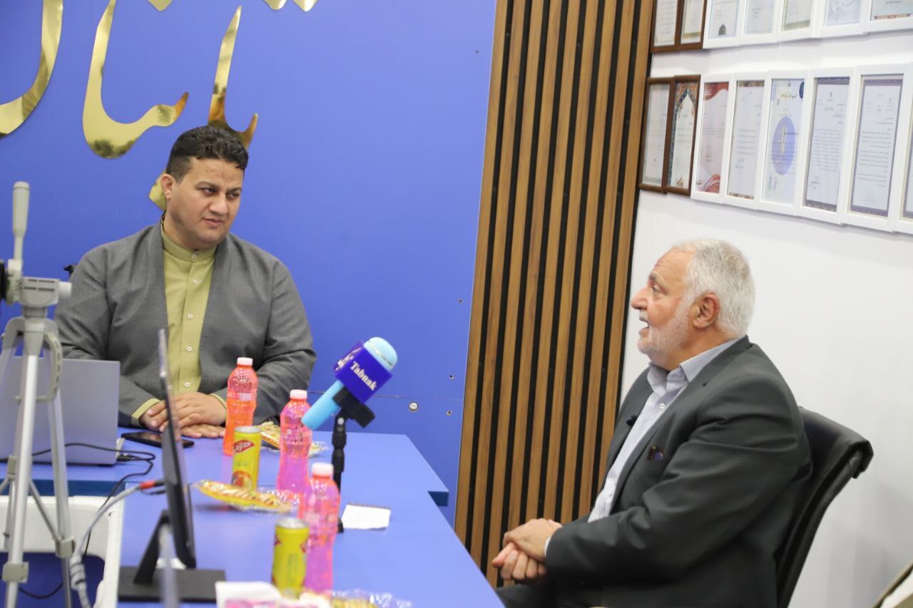 کردستان نباید فرصت طلایی تفویض اختیارات دولت به استانداران مرزی را از دست بدهد کردستان نباید فرصت طلایی تفویض اختیارات دولت به استانداران مرزی را از دست بدهد