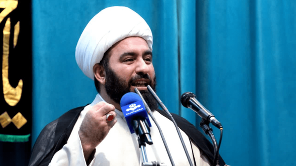 با شعار نمیتوان شیعه واقعی بود با شعار نمیتوان شیعه واقعی بود