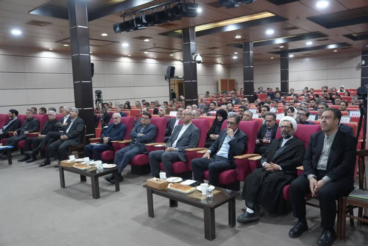 دولت و مجلس به دنبال رفع موانع تولید در کرمانشاه دولت و مجلس به دنبال رفع موانع تولید در کرمانشاه