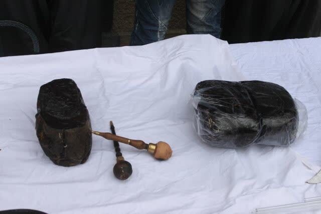 کشف بیش از ۸ کیلوگرم ماده مخدر در اسلام آبادغرب کشف بیش از ۸ کیلوگرم ماده مخدر در اسلام آبادغرب