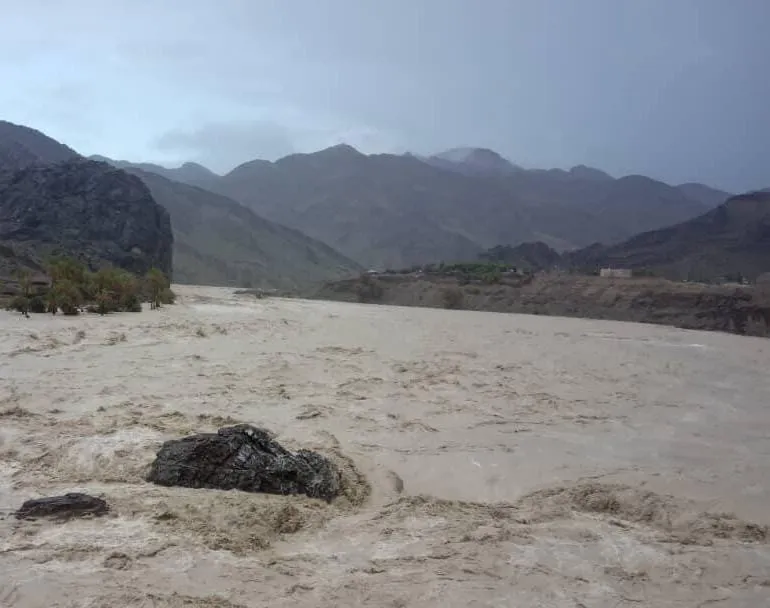 مفقود شدن جوان حاجی آبادی بر اثر سیلاب/جستجو برای پیکر او ادامه دارد